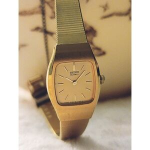 Seiko Gold Quartz Watch Womens Small